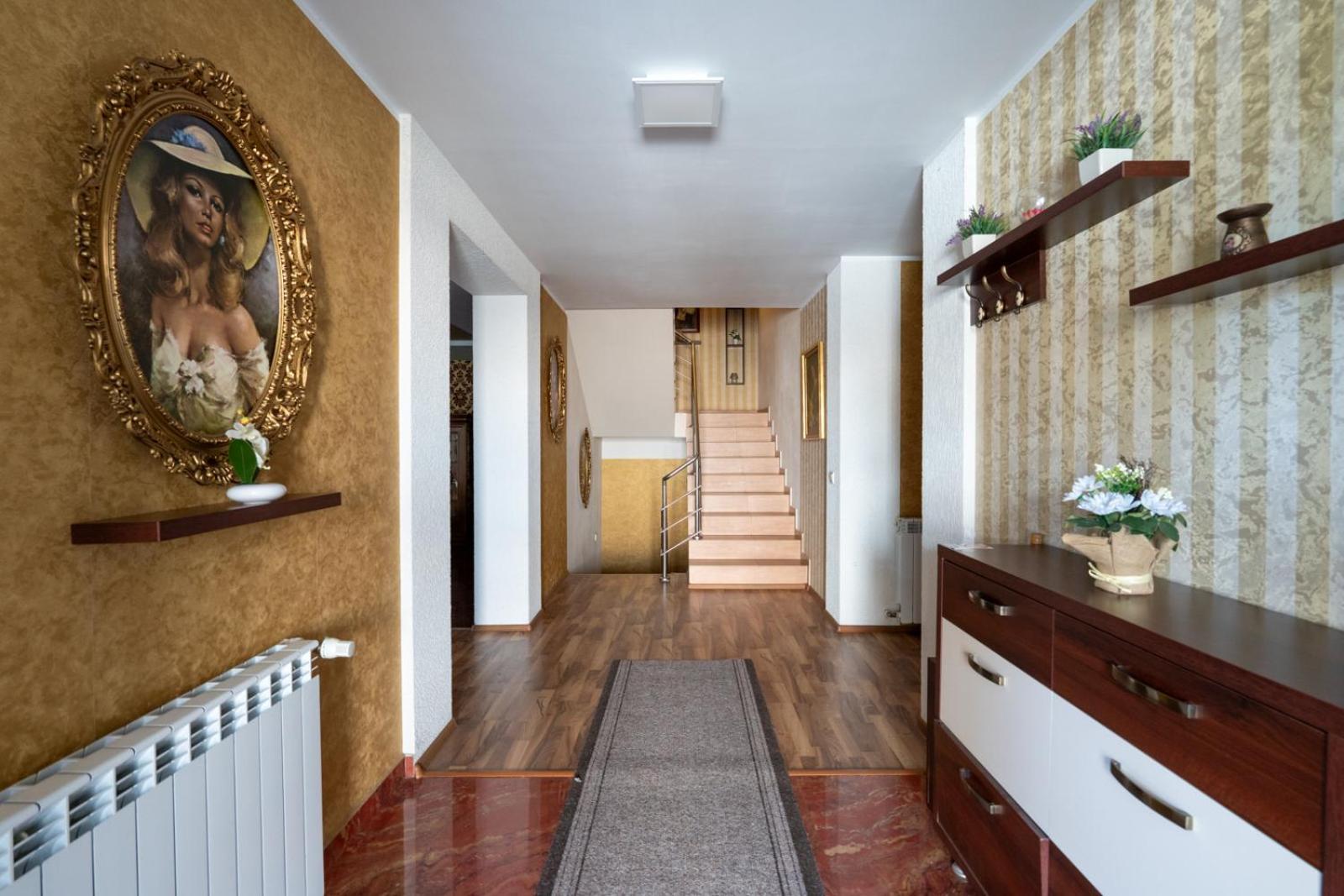 Farawayhomes Aparthotel Near Vienna Airport - Anytime Self Check-In Bruck an der Leitha Buitenkant foto