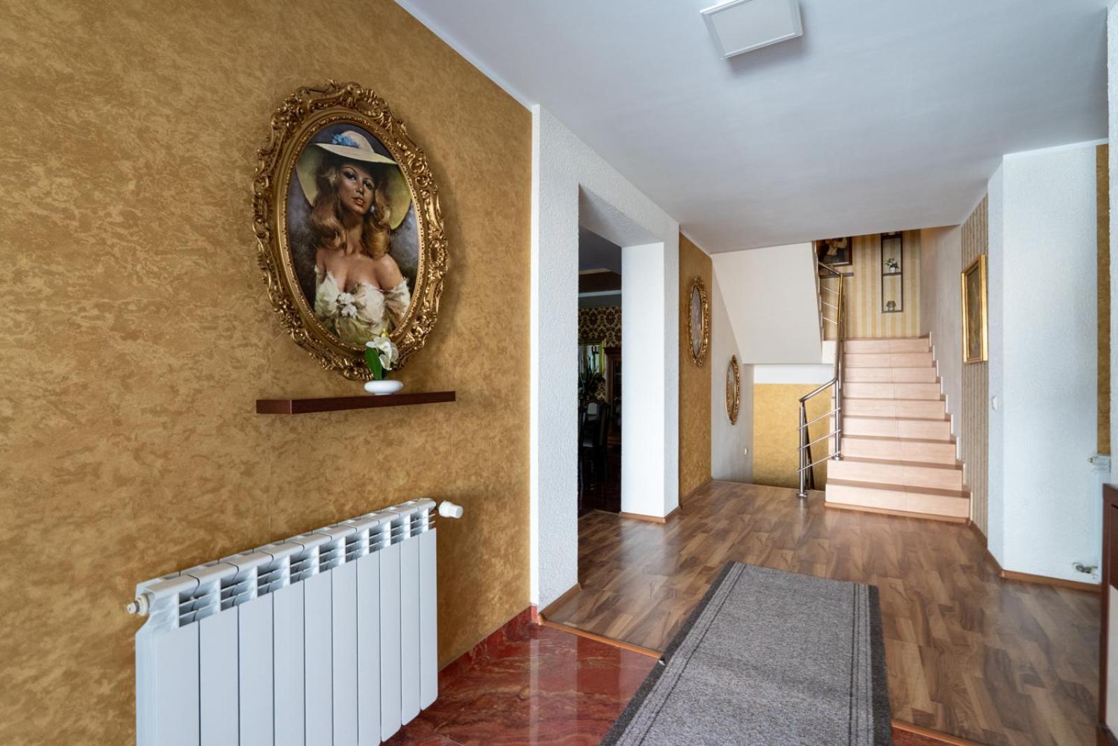 Farawayhomes Aparthotel Near Vienna Airport - Anytime Self Check-In Bruck an der Leitha Buitenkant foto