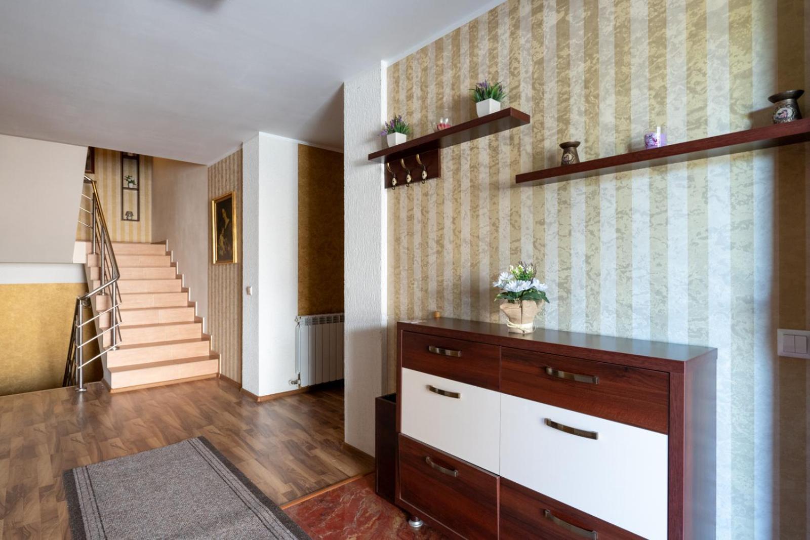 Farawayhomes Aparthotel Near Vienna Airport - Anytime Self Check-In Bruck an der Leitha Buitenkant foto