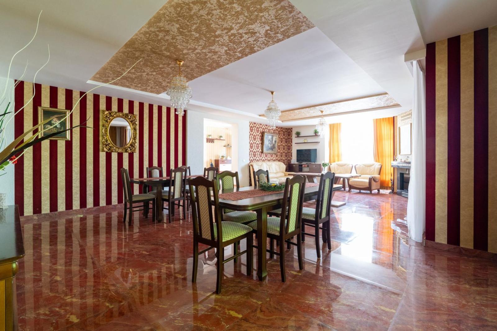 Farawayhomes Aparthotel Near Vienna Airport - Anytime Self Check-In Bruck an der Leitha Buitenkant foto