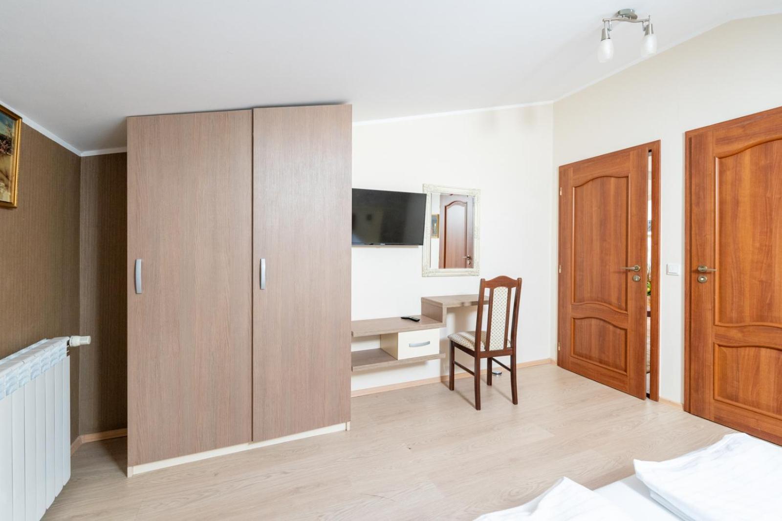 Farawayhomes Aparthotel Near Vienna Airport - Anytime Self Check-In Bruck an der Leitha Buitenkant foto